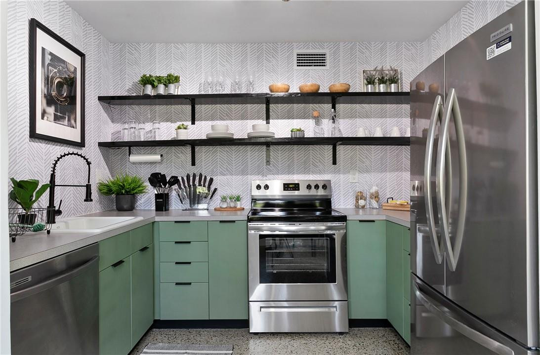 OAKLAND PARK SECOND ADD - Residential