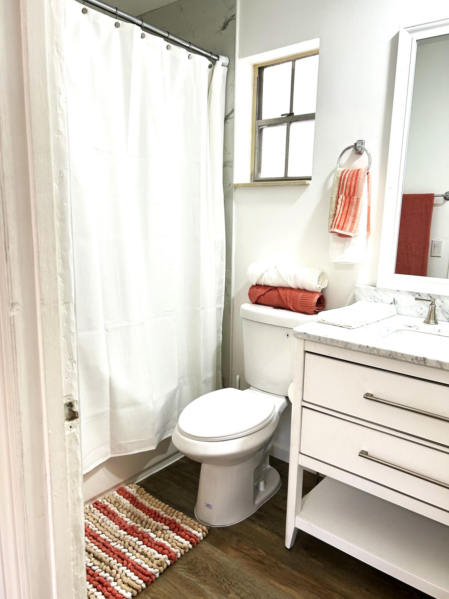 Properties 1427 Riverside Circle