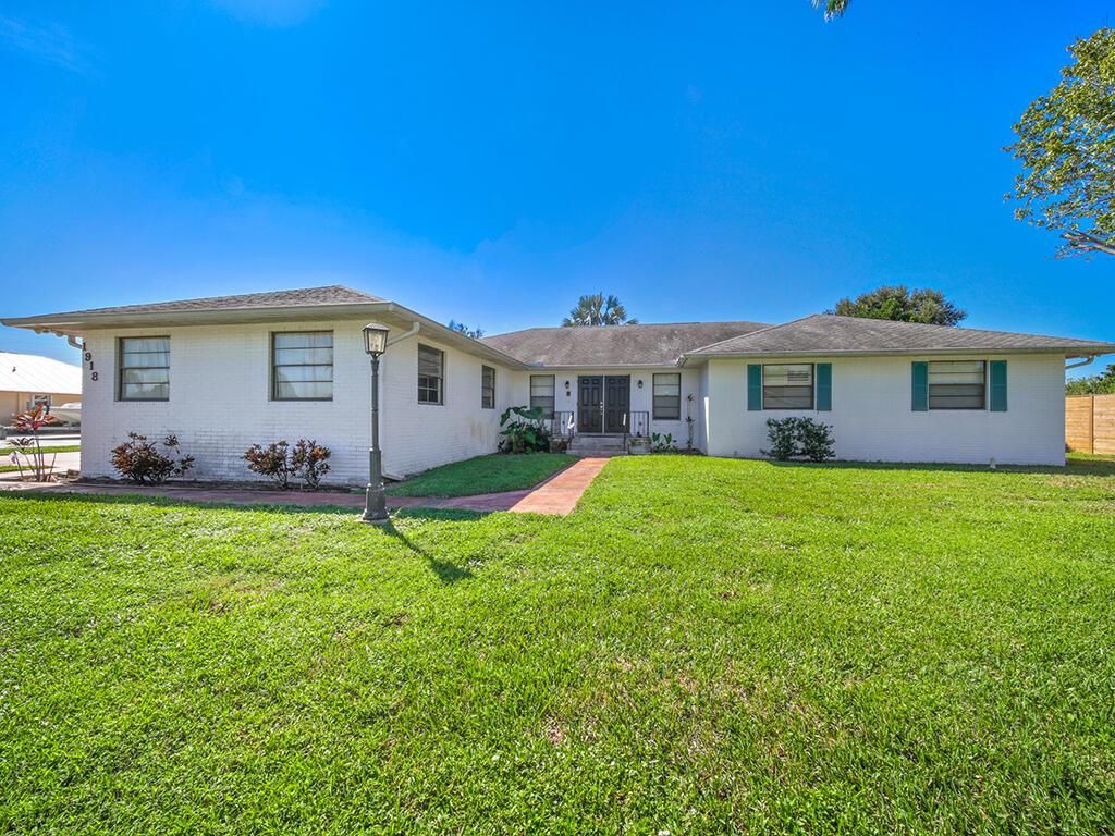 Photo of 1918 SE Tickridge Road, Port St Lucie, FL 34952 (MLS # R10835107)