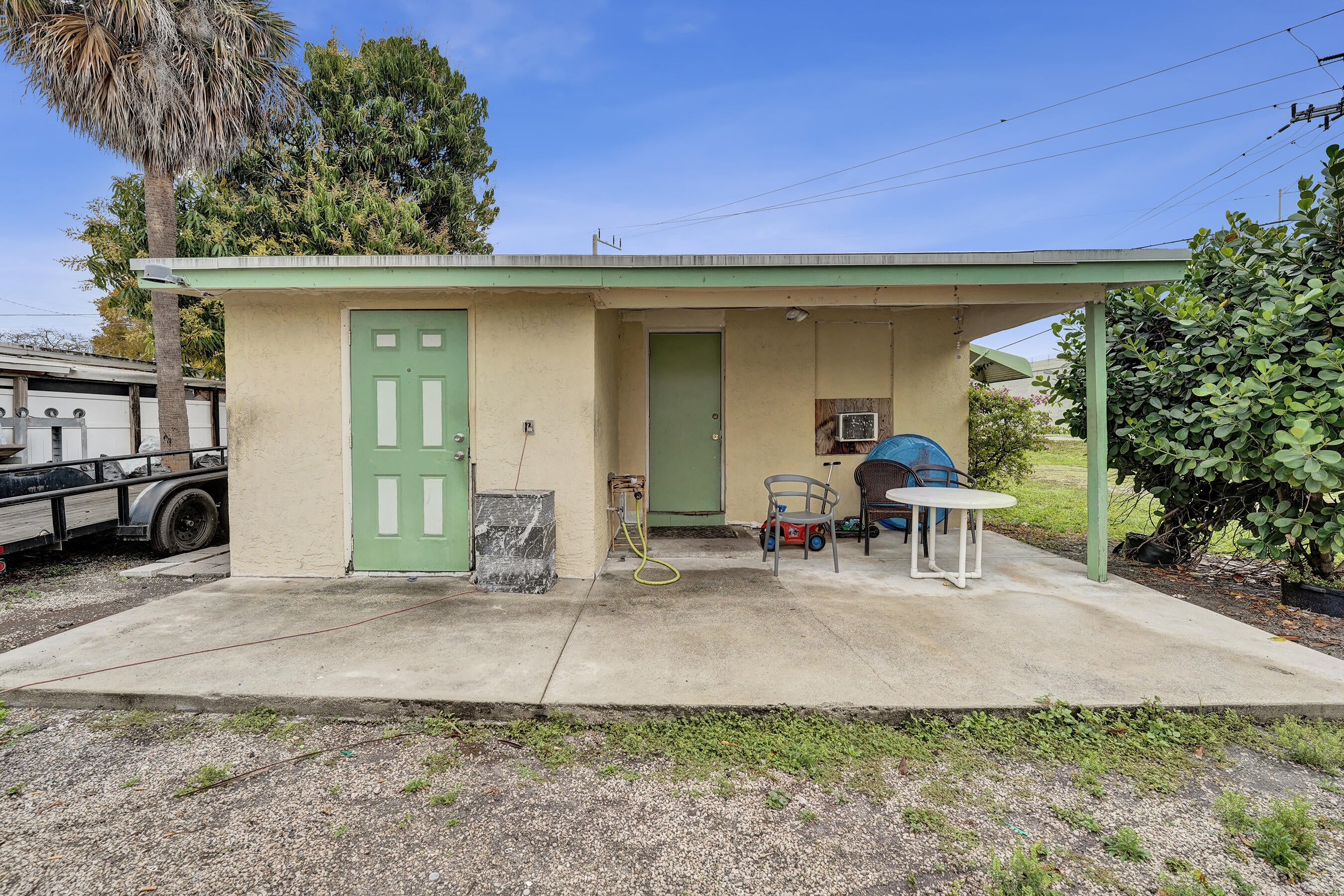 1412b NW 7th Street b