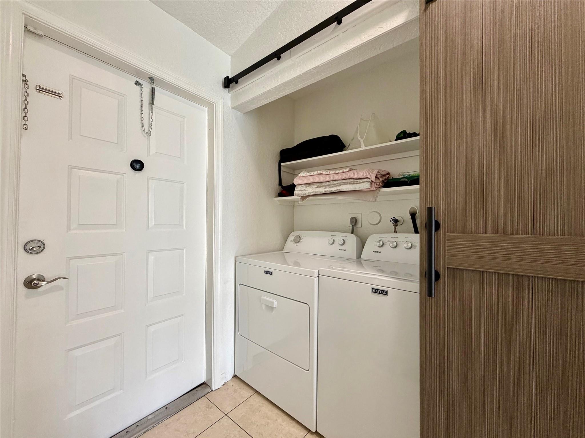 CASTLEWOOD - Residential Lease