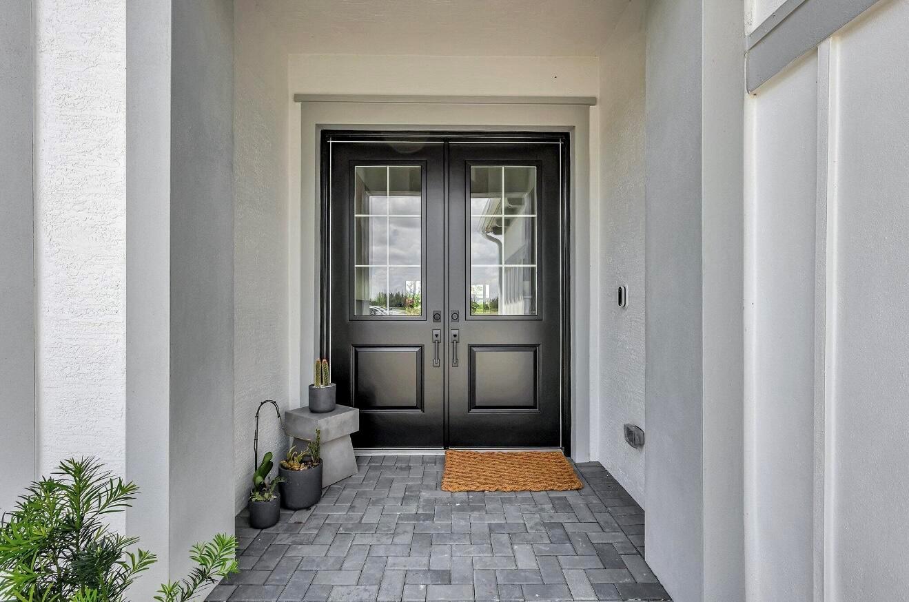 14808 Wildwood Circle