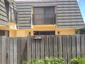 Two bedroom/two and half bath townhome with private patio. Kitchen has updated appliances. Townhome is in a great location, close to 95 and the new Palm Beach Outlets.