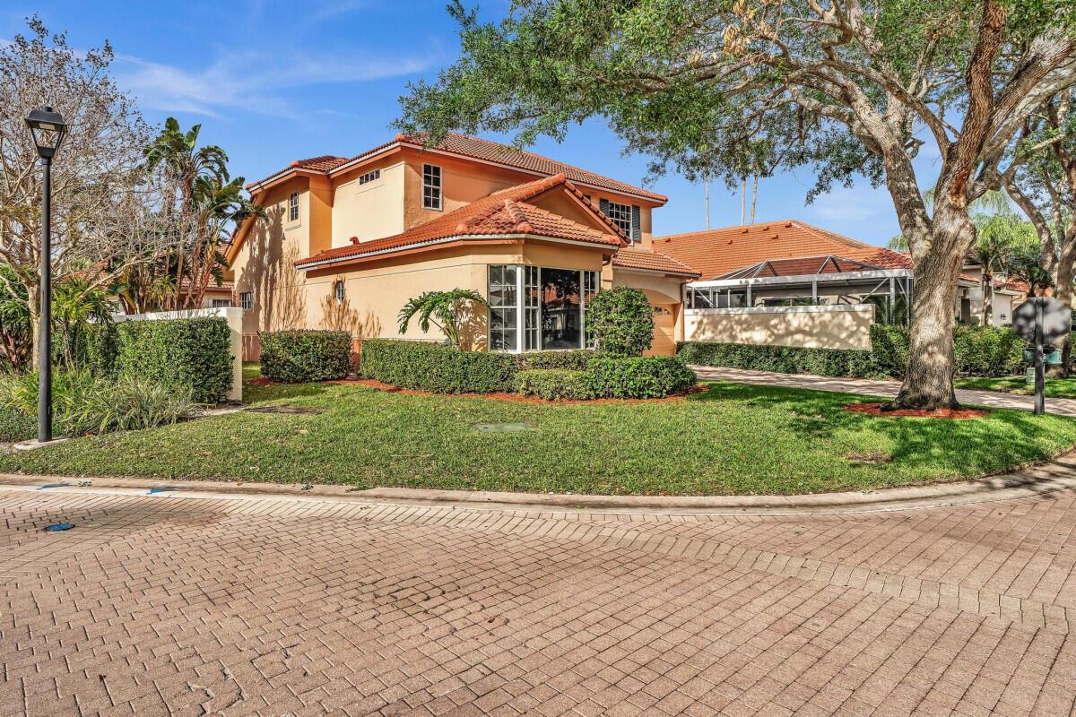 36 Monterey Pointe Drive