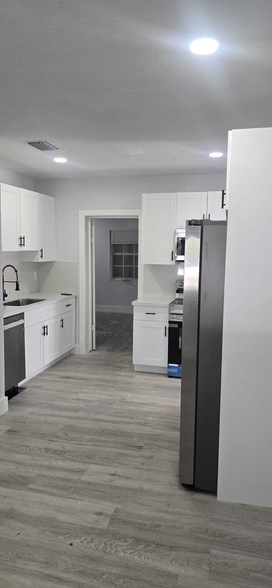 1101 NW 23RD Terrace