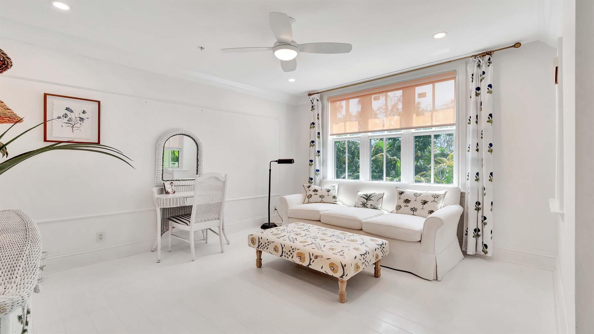 SHOREWALKER PLACE - Residential