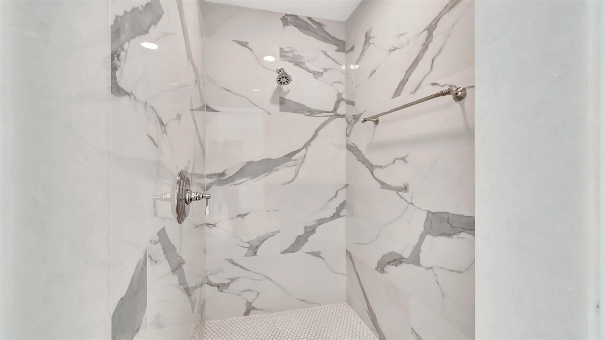 SHOREWALKER PLACE - Residential