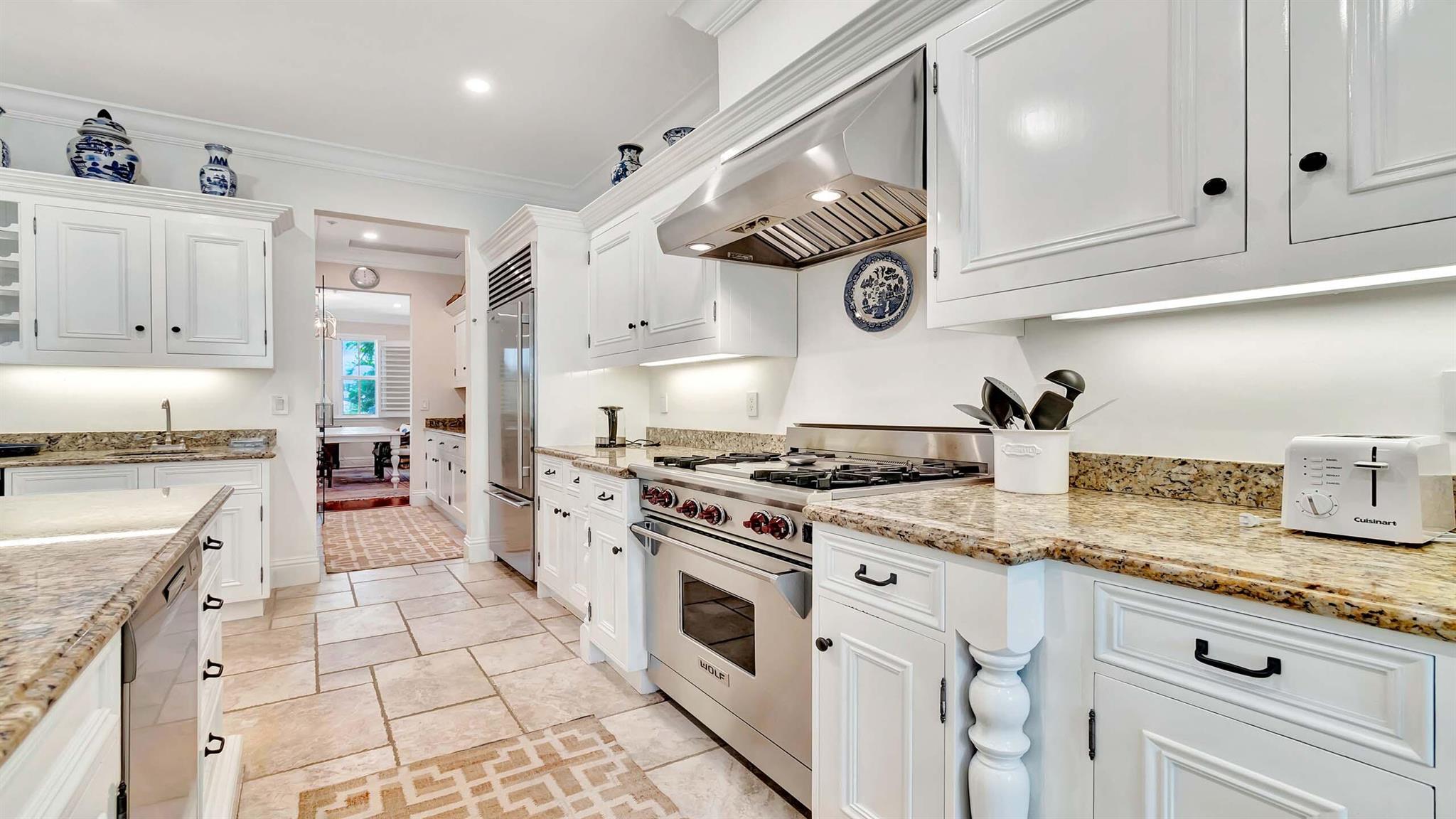 SHOREWALKER PLACE - Residential