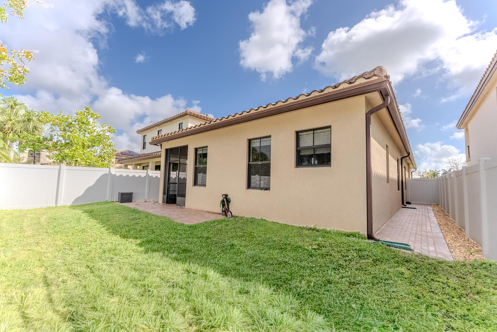 CENTRAL PARC SOUTH - Residential