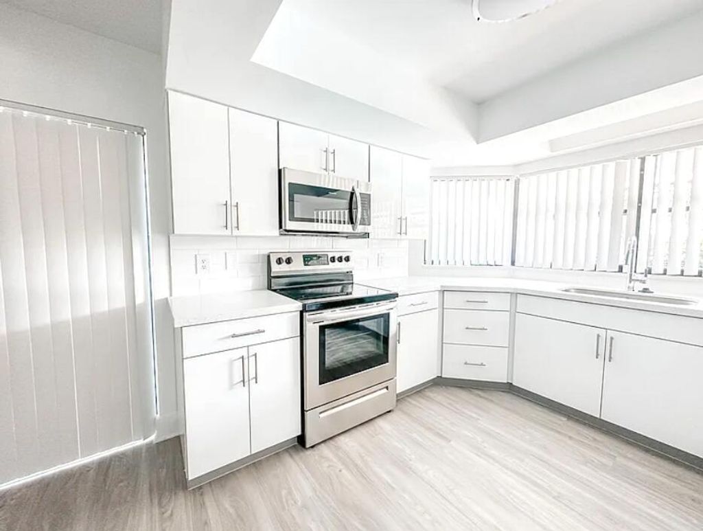 Photo of 3048 NW 27th Terrace, Boca Raton, FL 33434 (MLS # R11132332)