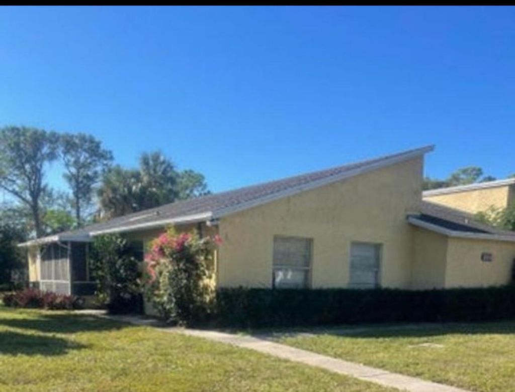 Photo of 202 Sparrow Drive #1, Royal Palm Beach, FL 33411 (MLS # R11159423)