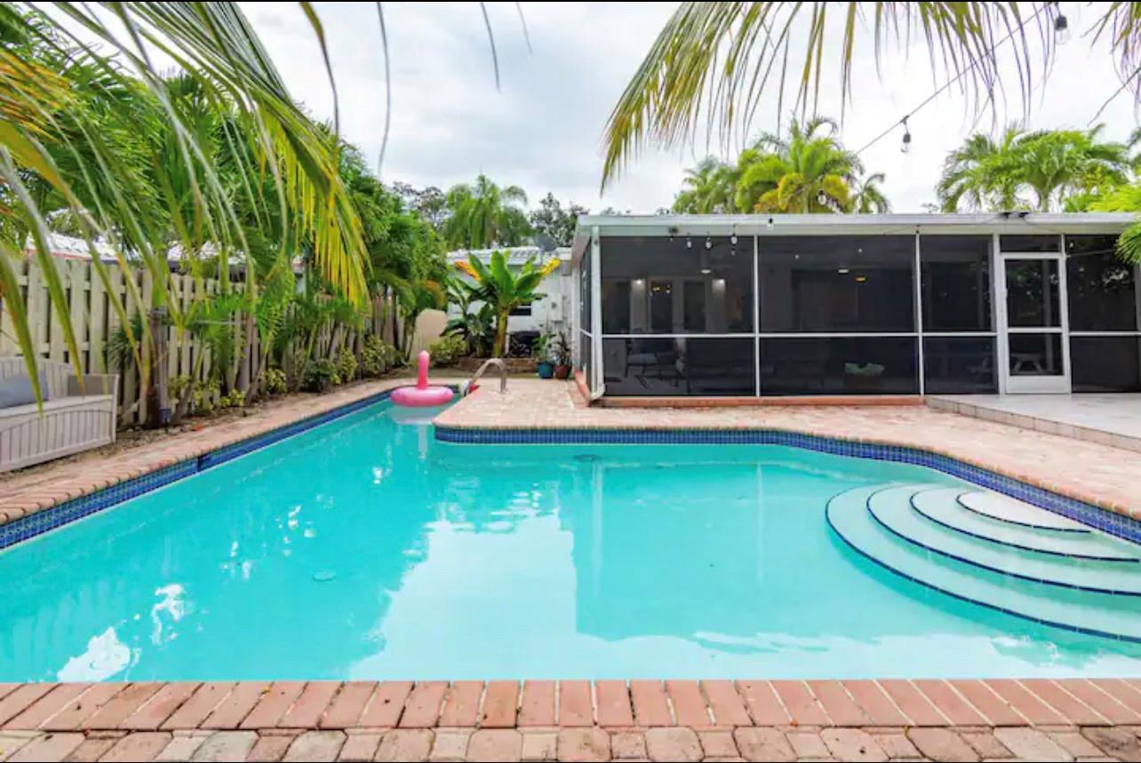 Welcome to Paradise. This unfurnished pool home is in a beautiful & tasteful condition with many upgrades. There is a screened-in patio outside & a beautiful, well maintained swimming pool. Enjoy the beautiful South Florida weather. Half block away from the gorgeous South Lake. Walking distance to the Beach & Downtown Hollywood or just a quick 2-minute drive. Enjoy biking & many outdoor activities & exercises. Perfect for a corporate relocation. Don't miss out on this amazing opportunity. Available immediately.