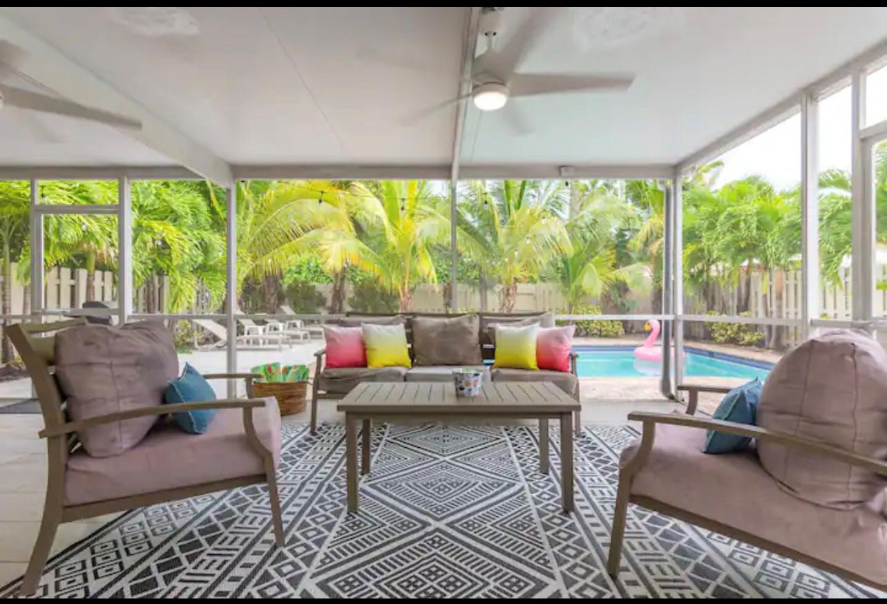 HOLLYWOOD LAKES SEC - Residential Lease