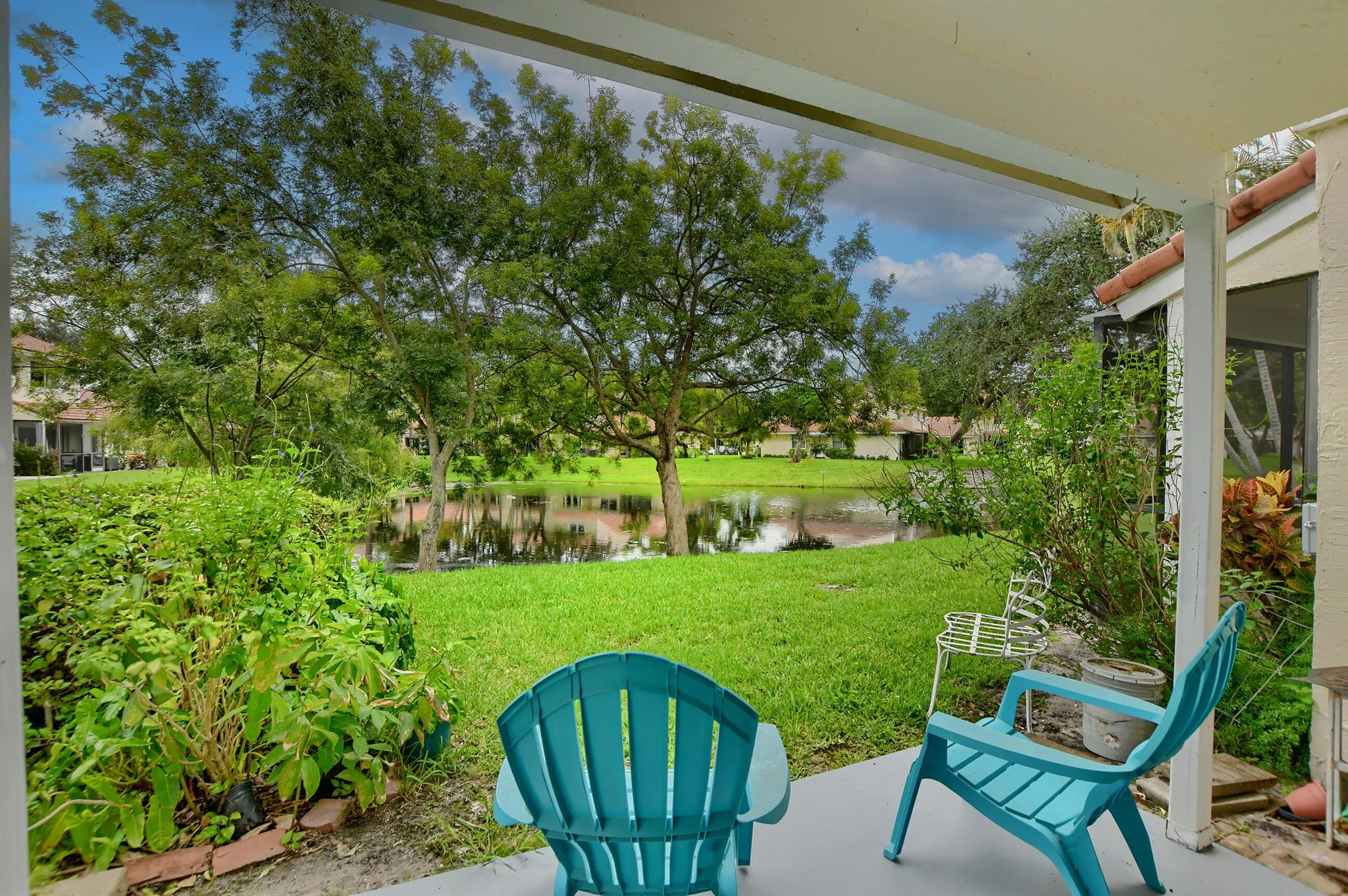 BOCA WALK - Residential