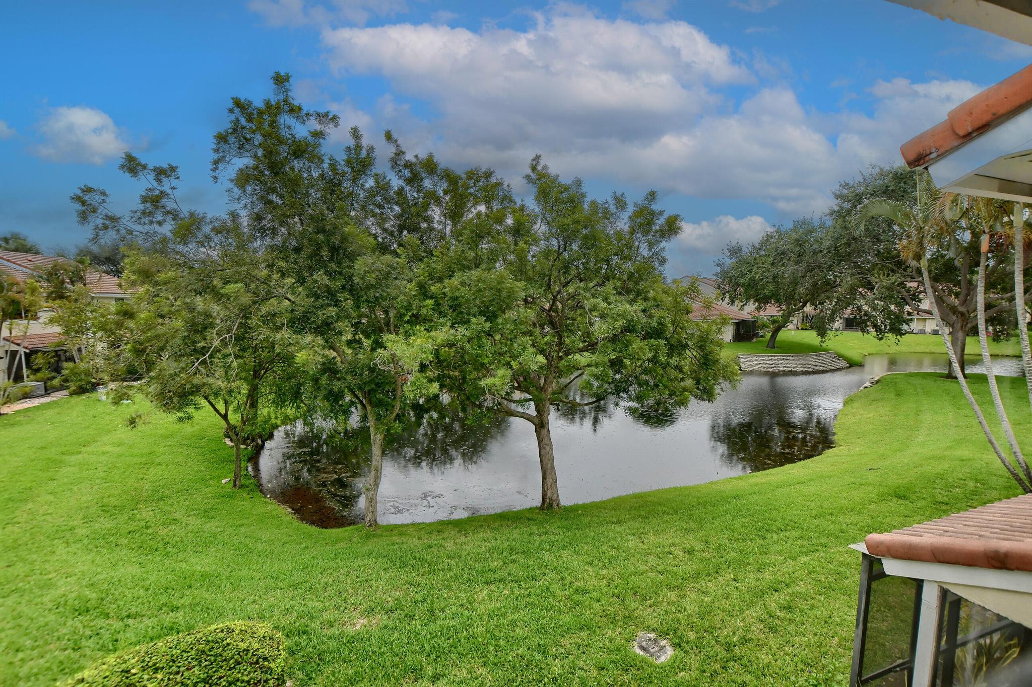 BOCA WALK - Residential