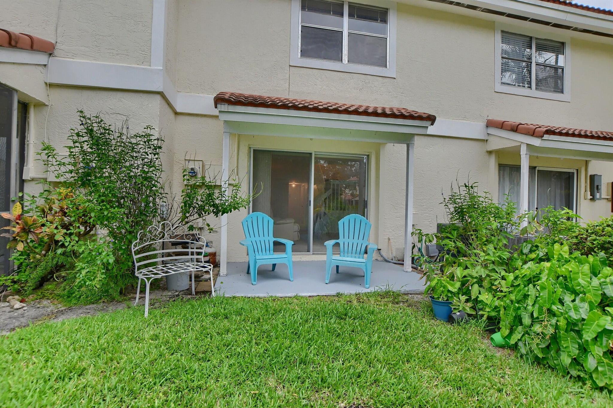 BOCA WALK - Residential