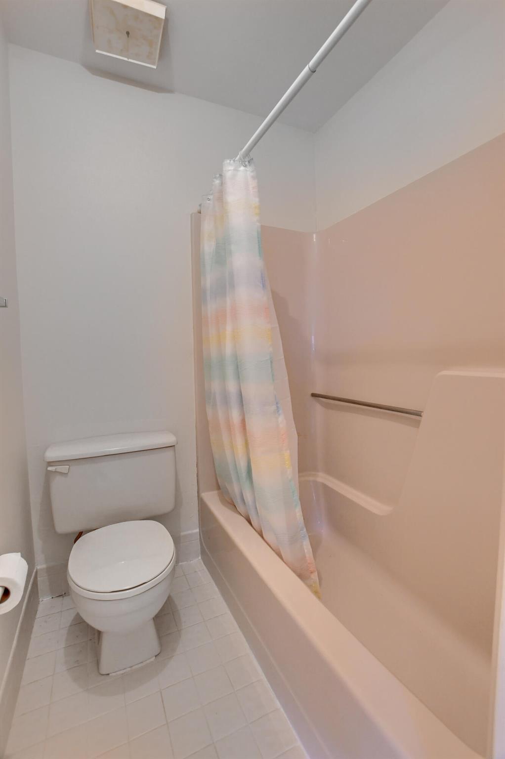 BOCA WALK - Residential