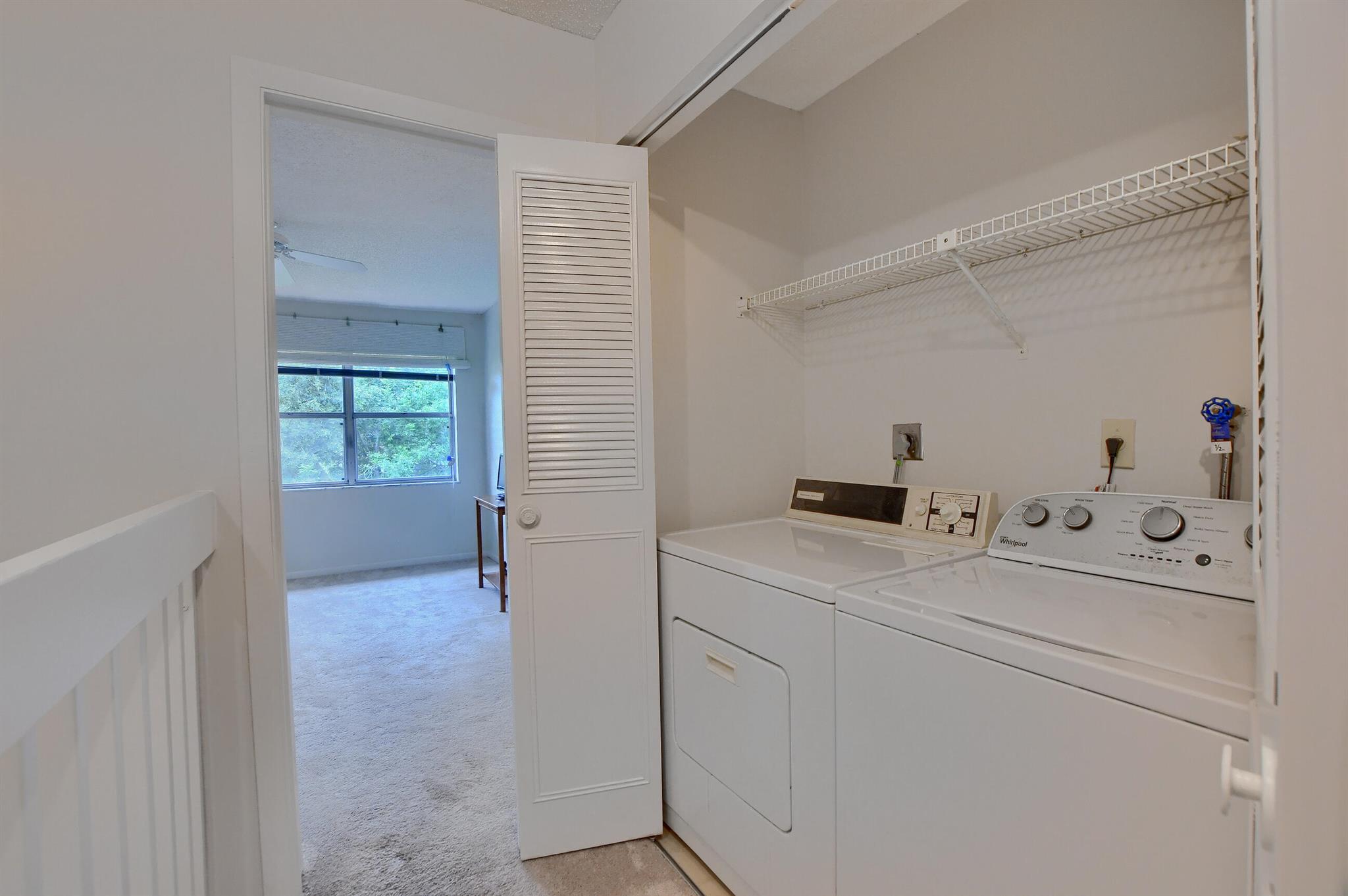 BOCA WALK - Residential