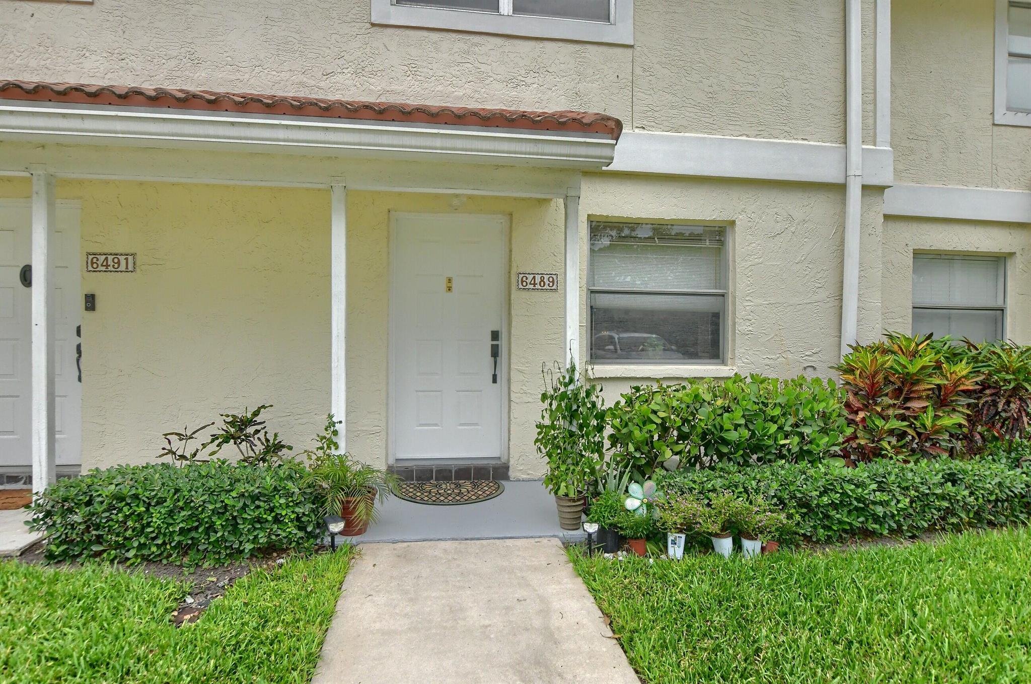 BOCA WALK - Residential