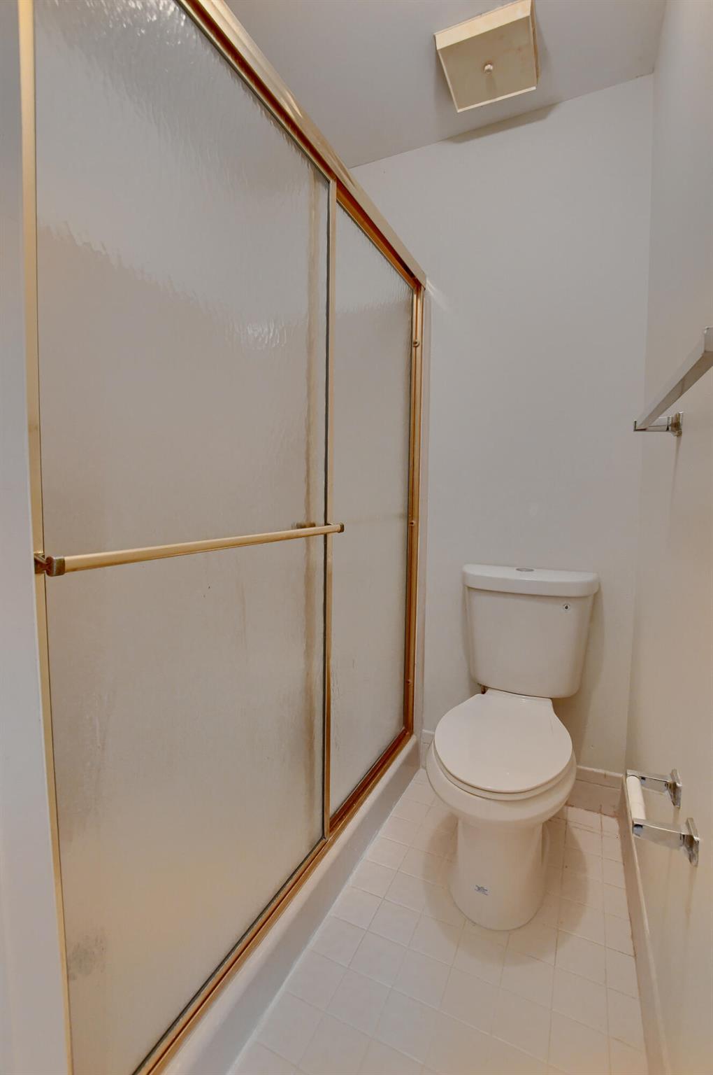 BOCA WALK - Residential