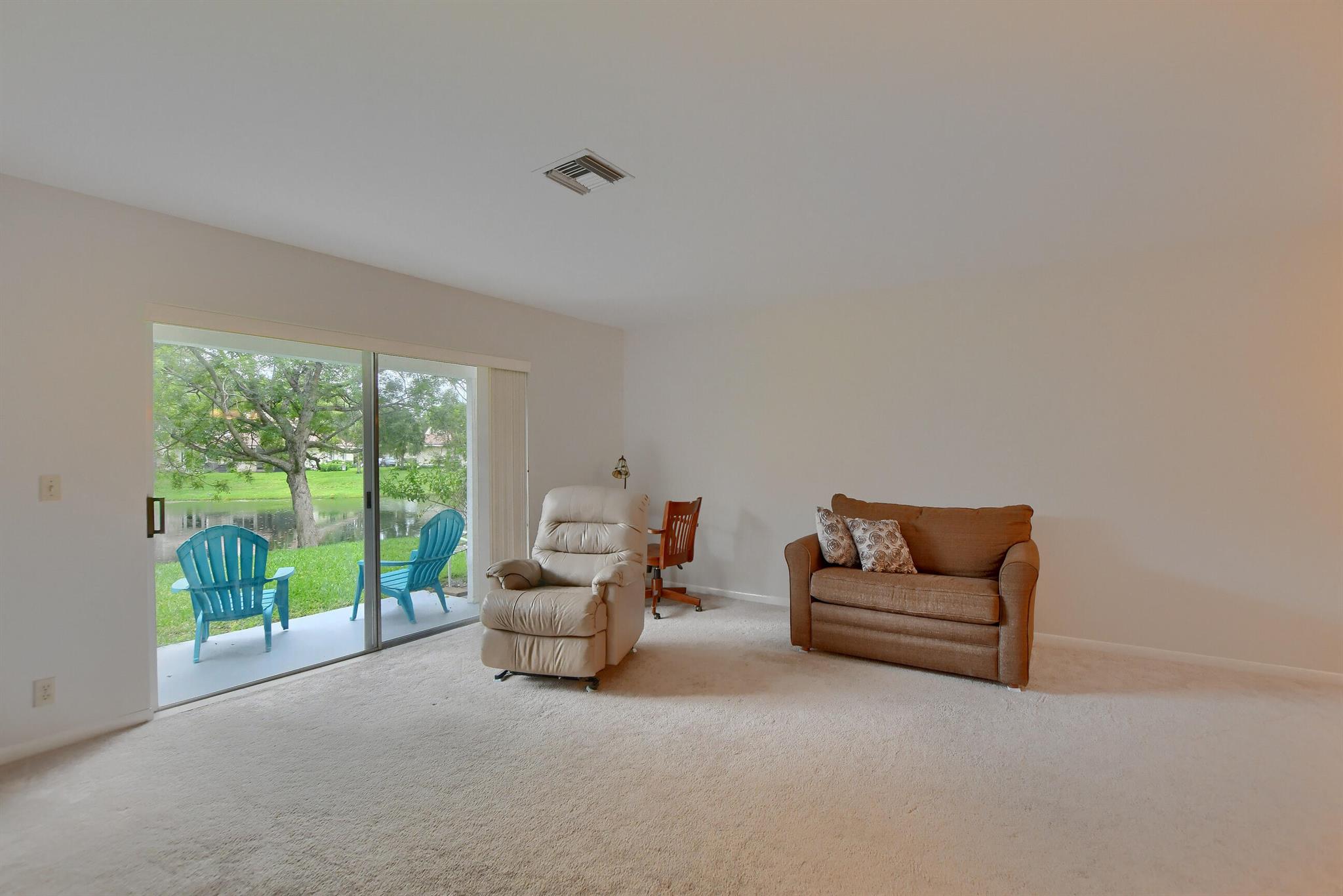 BOCA WALK - Residential