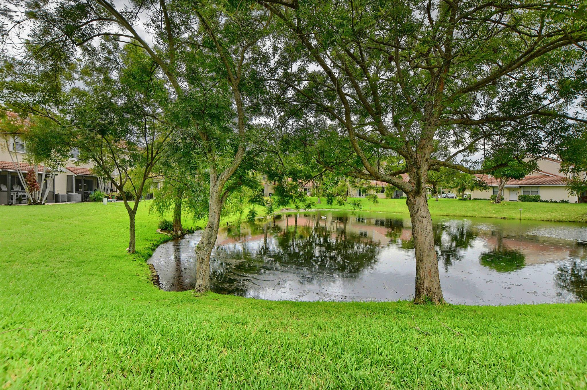 BOCA WALK - Residential