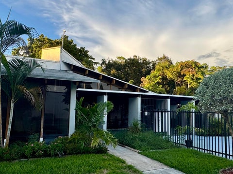 Tiny photo for 3321 Farragut Street #7F, Hollywood, FL 33021 (MLS # B26084395)