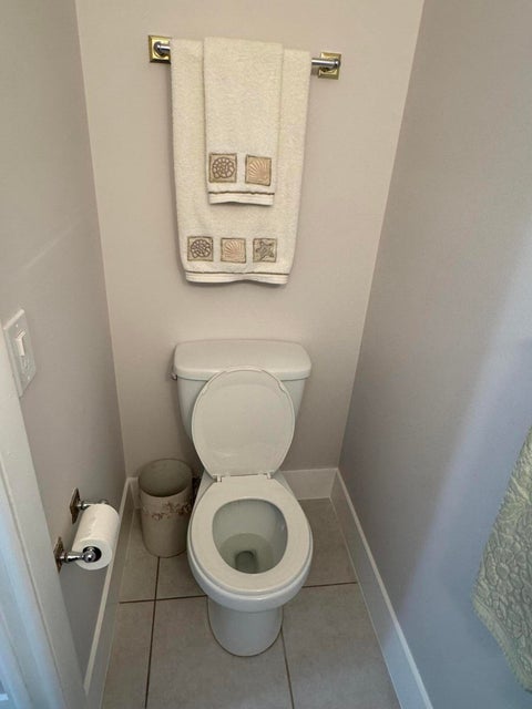 Tiny photo for 3321 Farragut Street #7F, Hollywood, FL 33021 (MLS # B26084395)