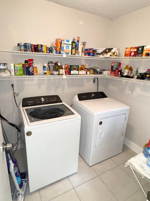 Tiny photo for 3321 Farragut Street #7F, Hollywood, FL 33021 (MLS # B26084395)