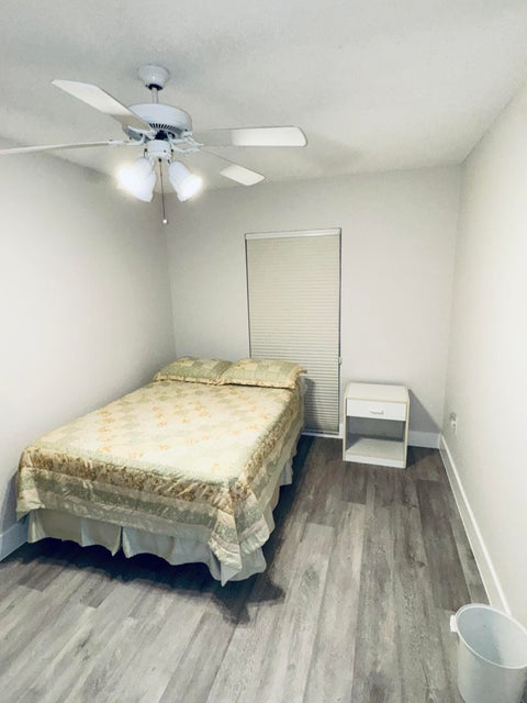 Tiny photo for 3321 Farragut Street #7F, Hollywood, FL 33021 (MLS # B26084395)