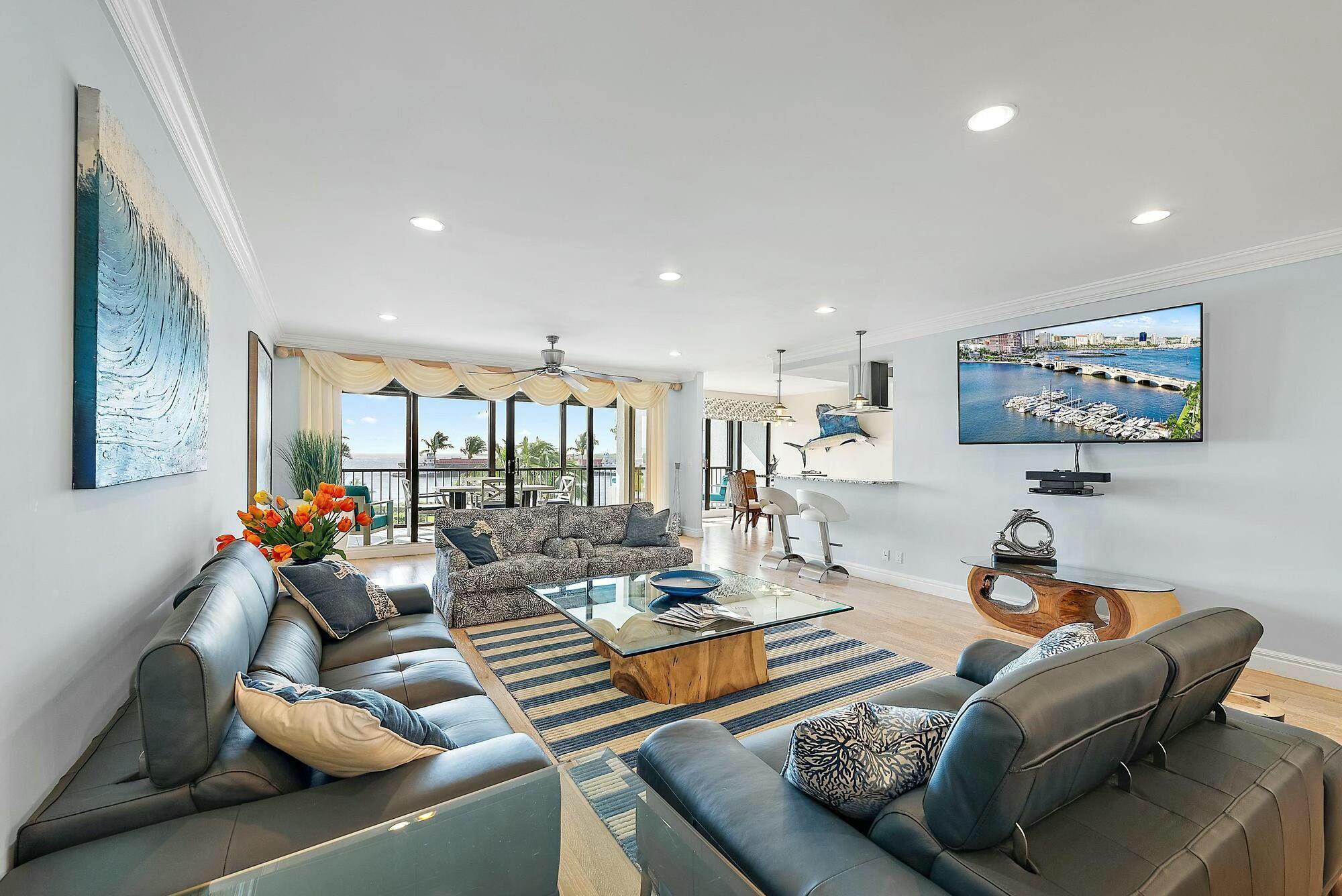 2806 SE Dune Drive 1308, Stuart, FL, 34996/$2,275,000 3 2806 SE Dune Drive 1308