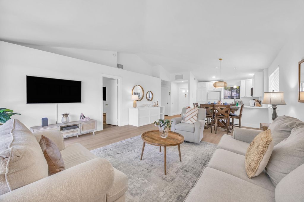 Photo of 836 Club Drive, Palm Beach Gardens, FL 33418 (MLS # R11164198)