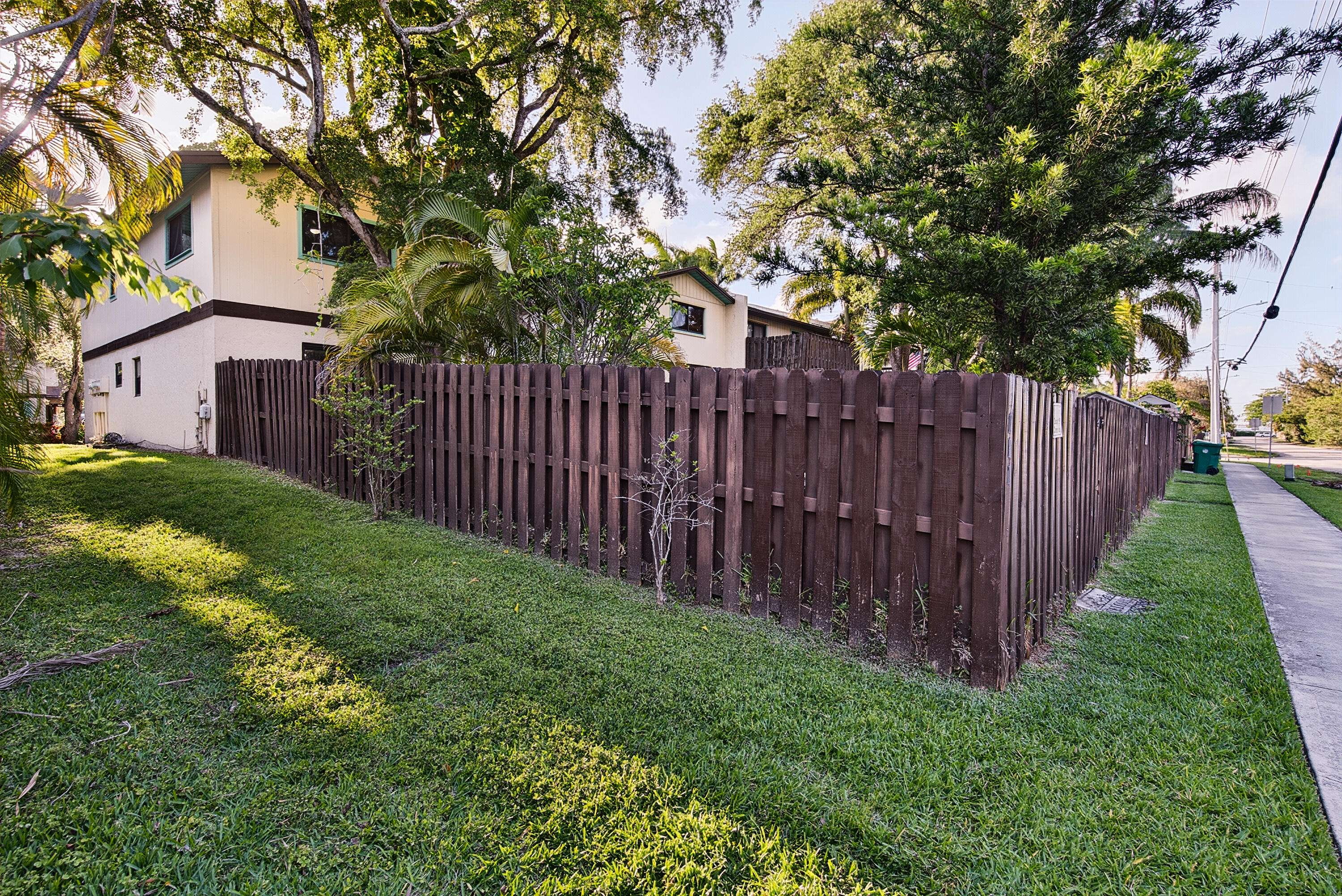 Edgewater Oaks aka Country Squire - Residential