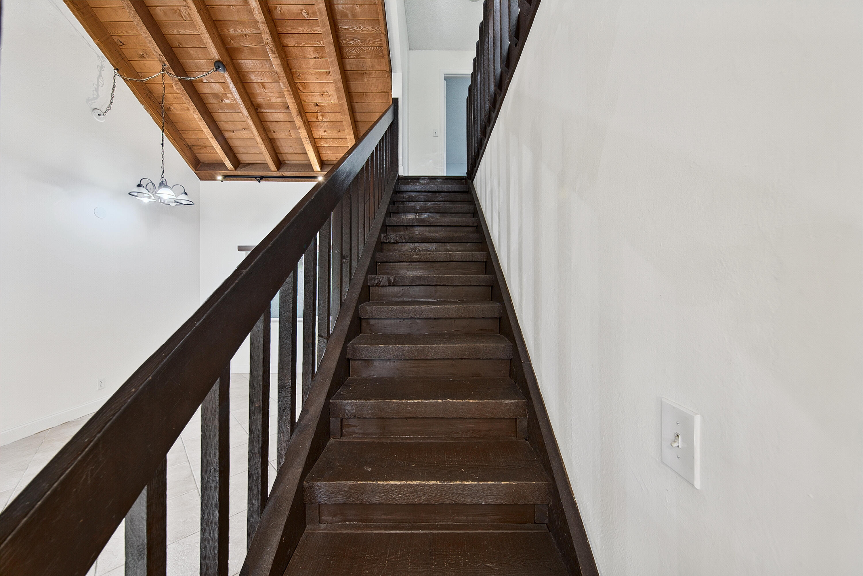 Edgewater Oaks aka Country Squire - Residential