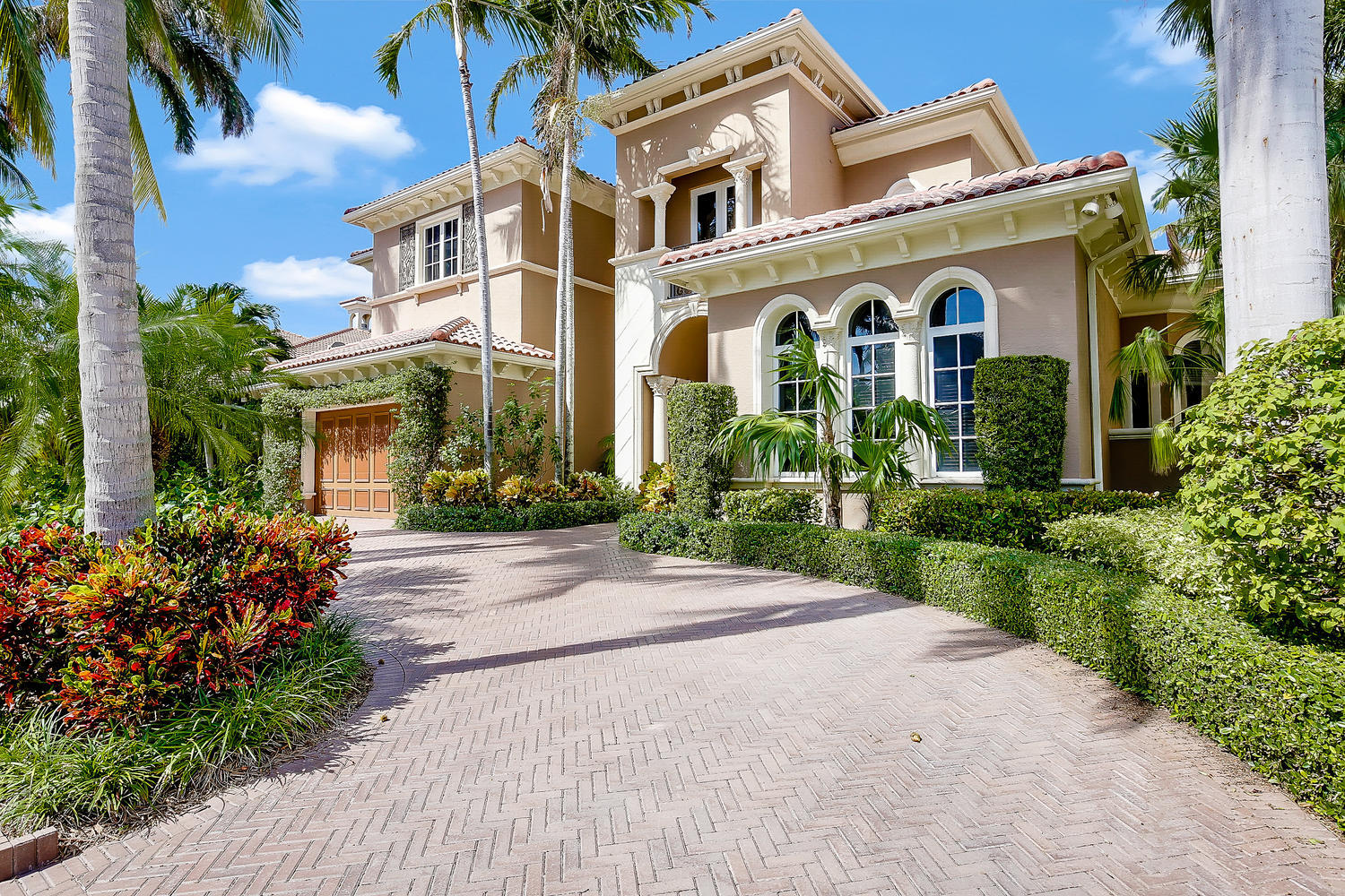 HARBOUR ISLES - Residential