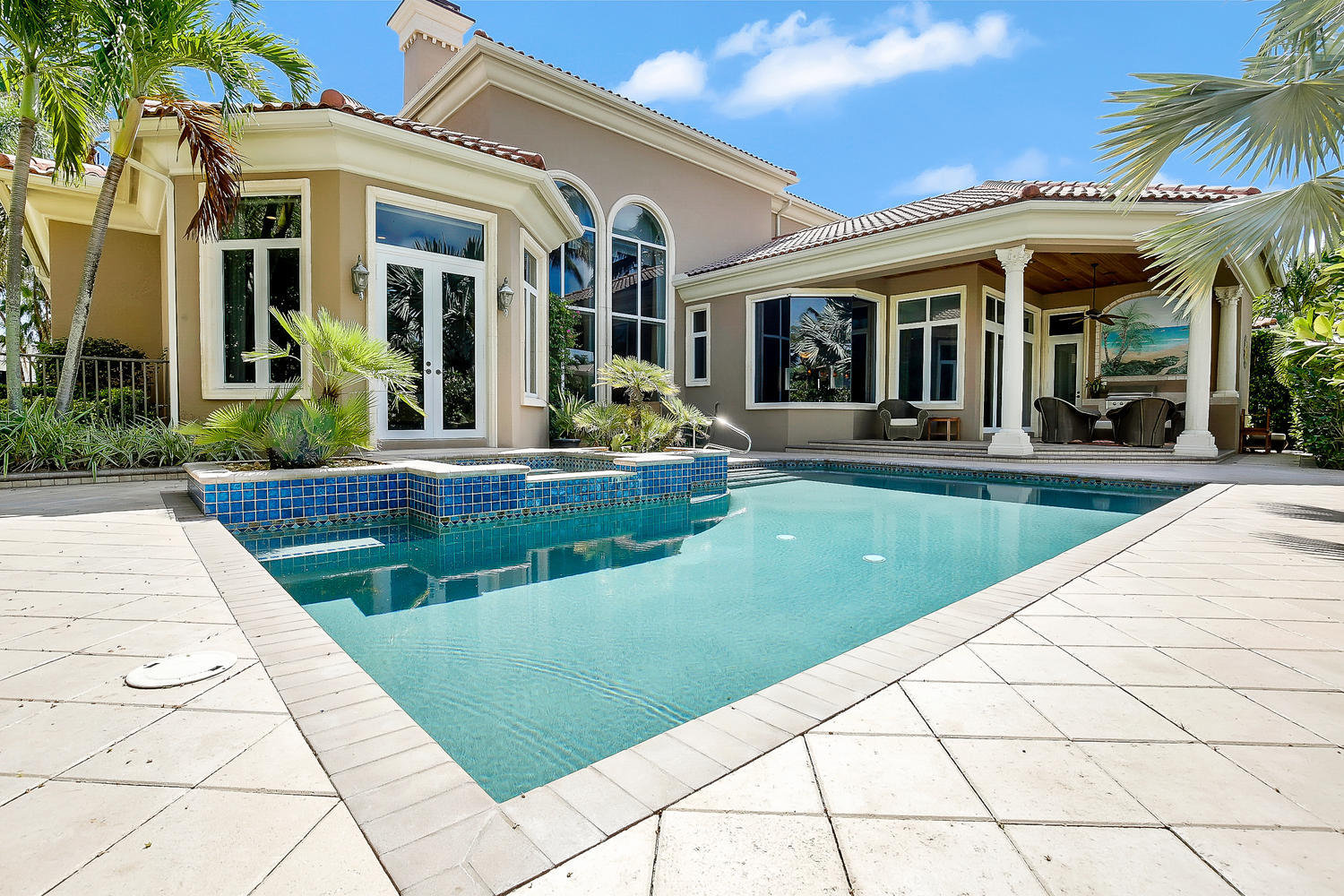 HARBOUR ISLES - Residential