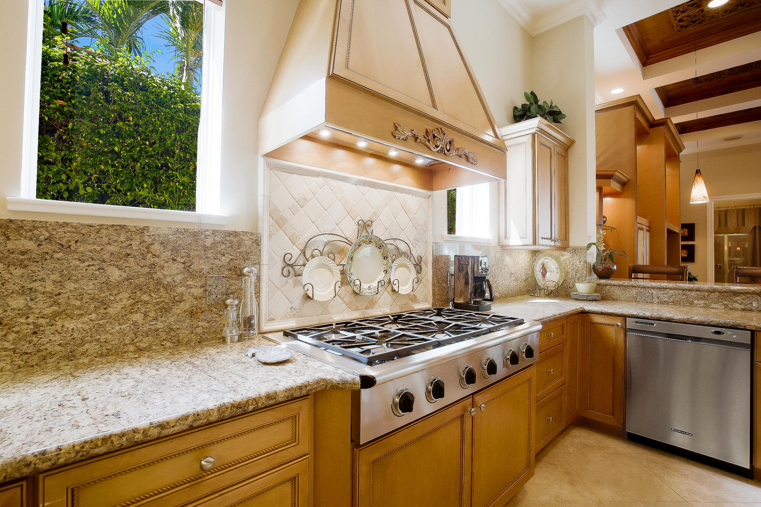 HARBOUR ISLES - Residential