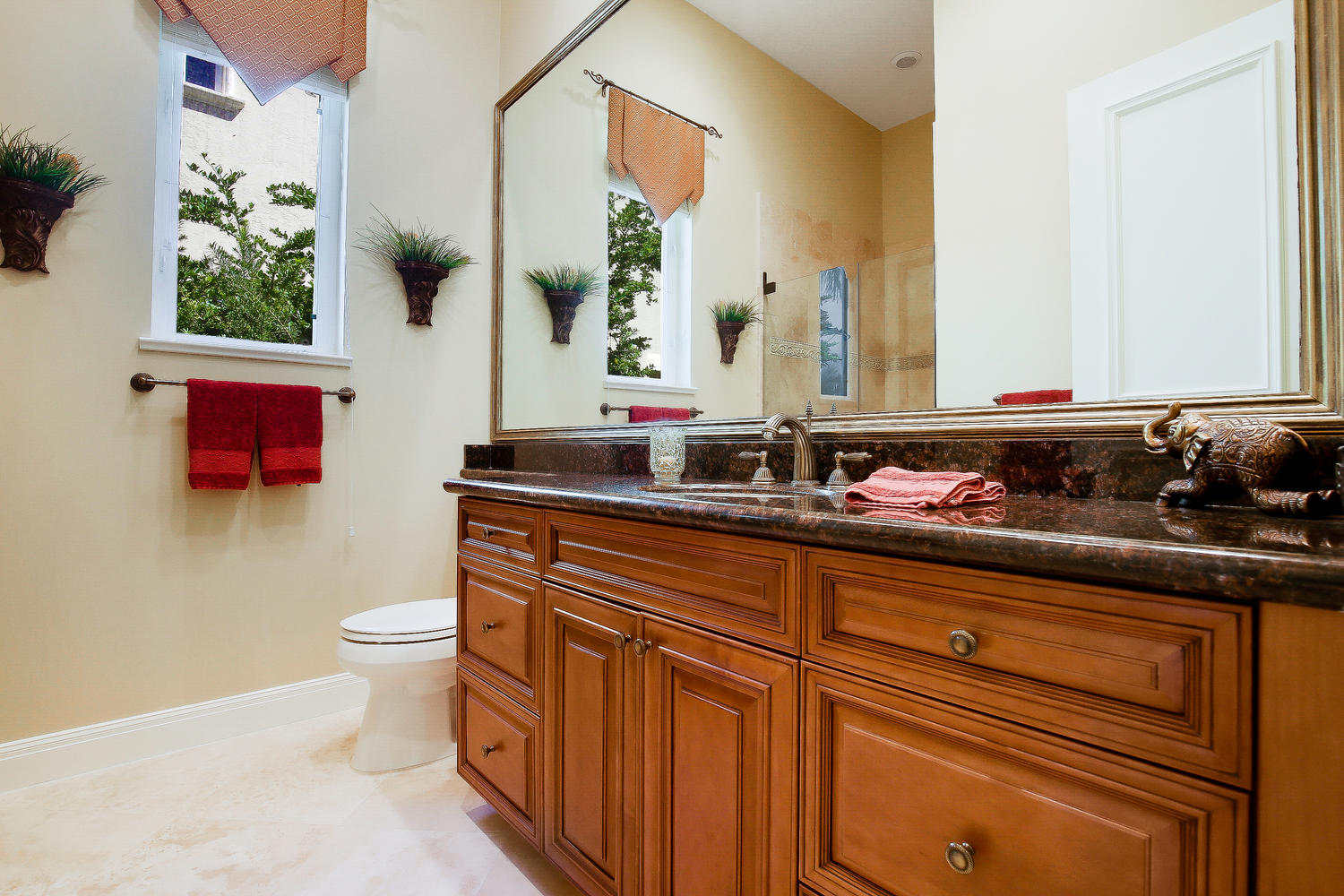 HARBOUR ISLES - Residential