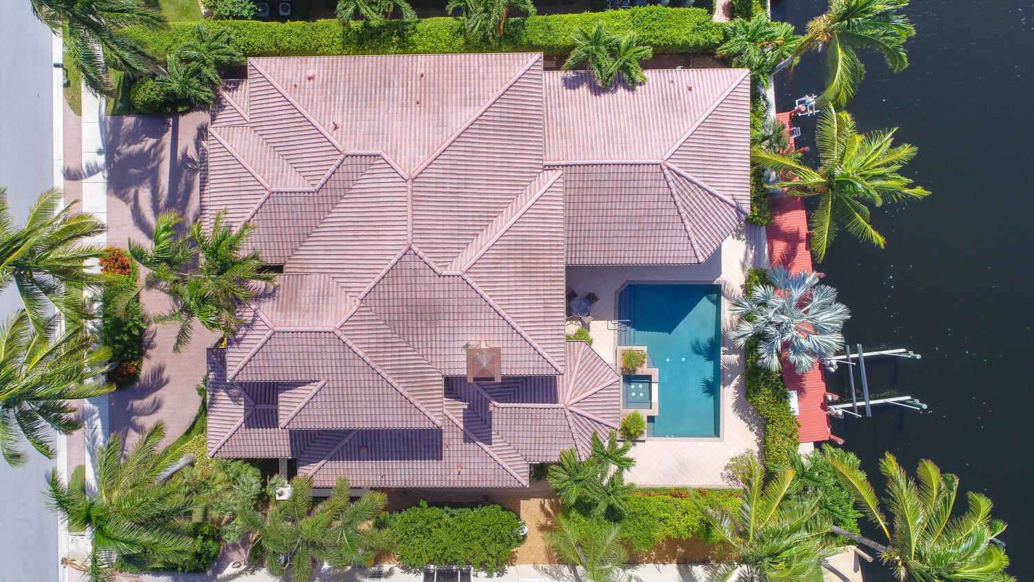 HARBOUR ISLES - Residential