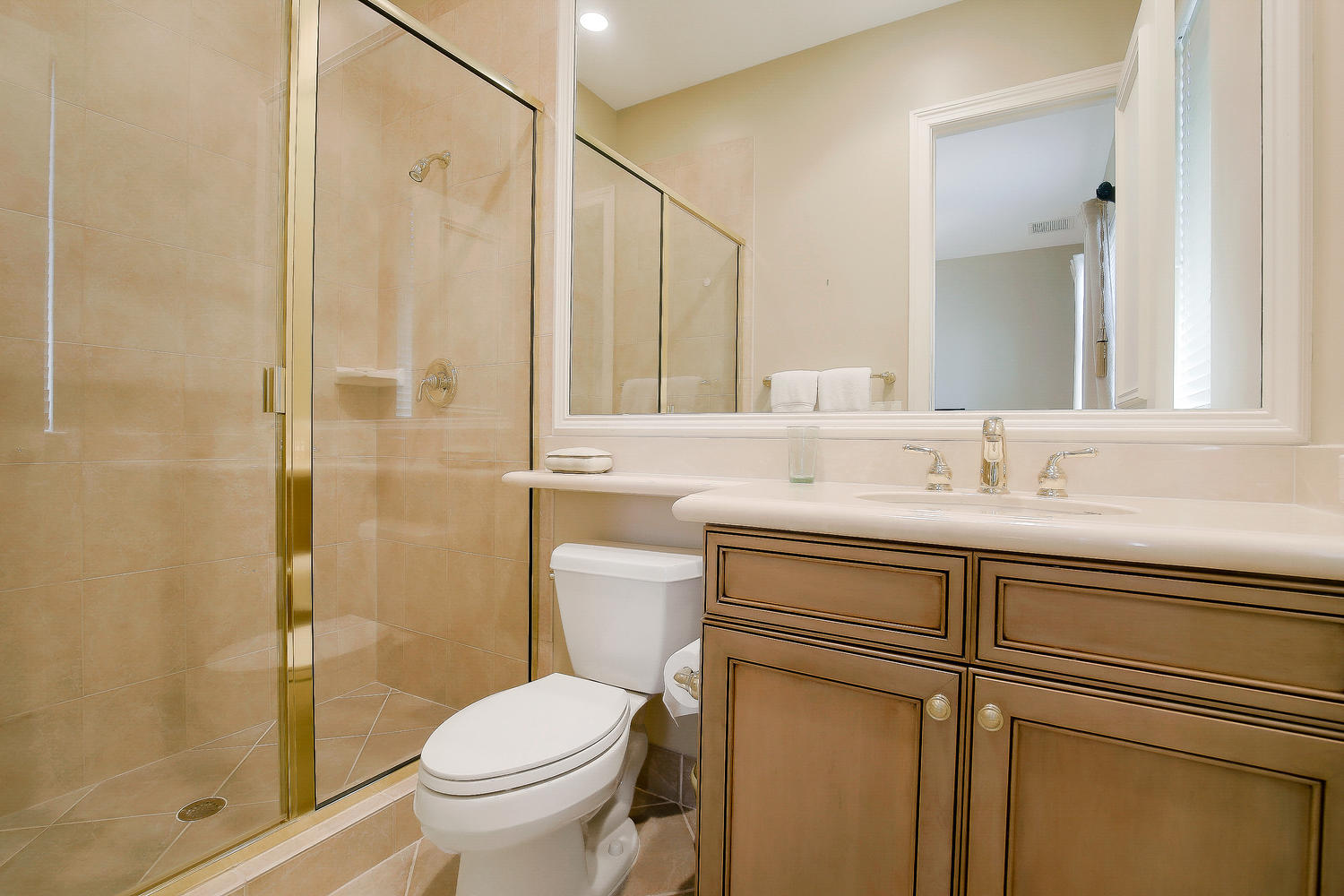 HARBOUR ISLES - Residential