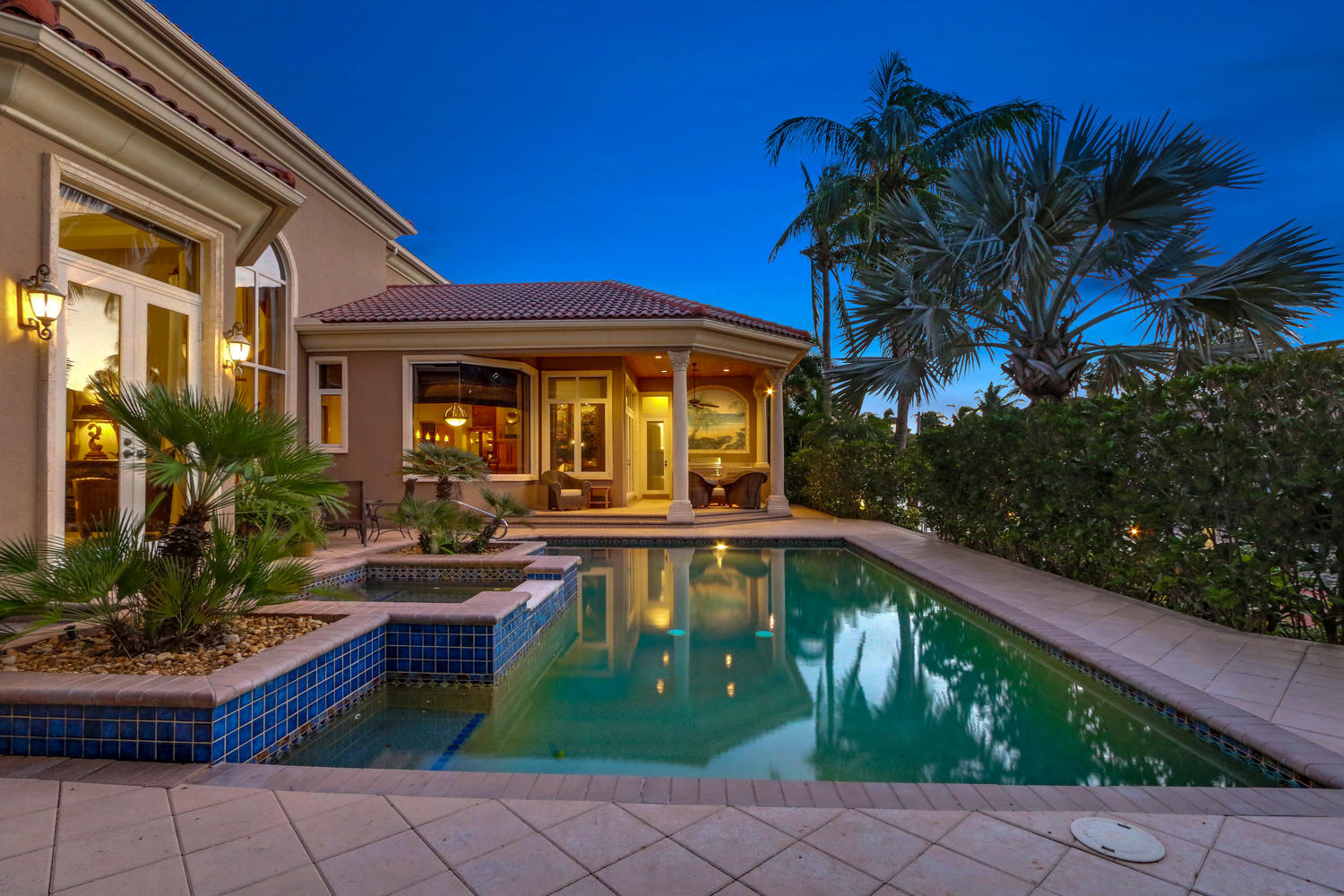 HARBOUR ISLES - Residential