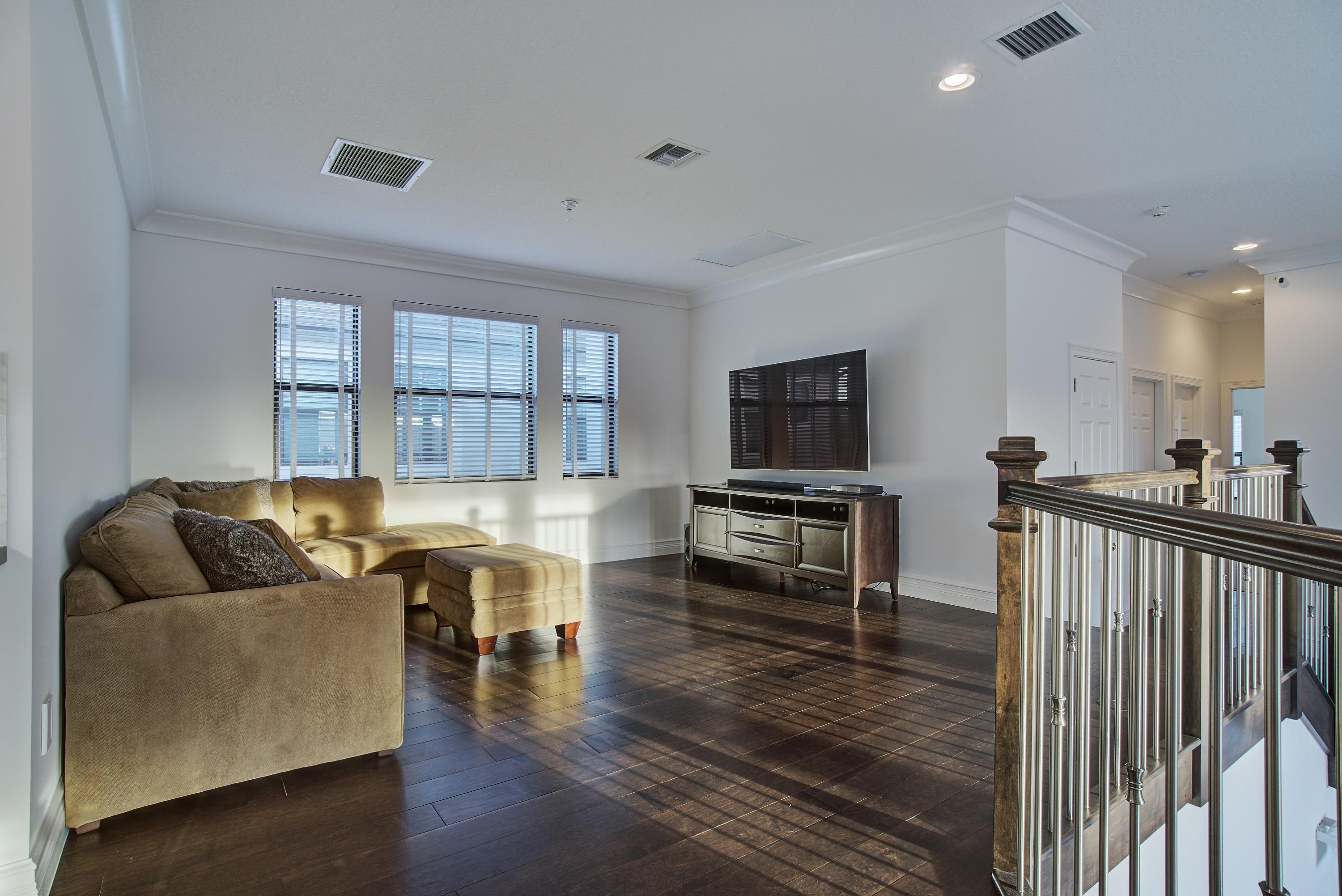 Seven Bridges - Residential