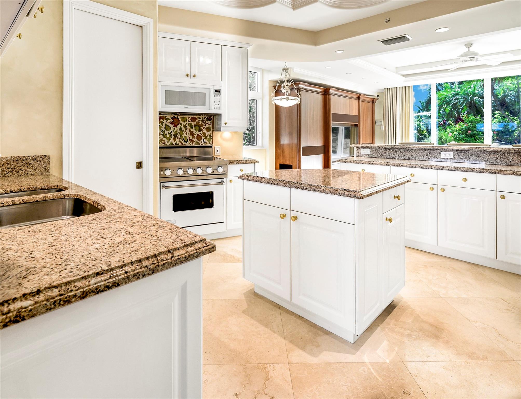 Boca Raton, Florida, 33432, United States, 3 Bedrooms Bedrooms, ,4 BathroomsBathrooms,Residential,Active,1943712