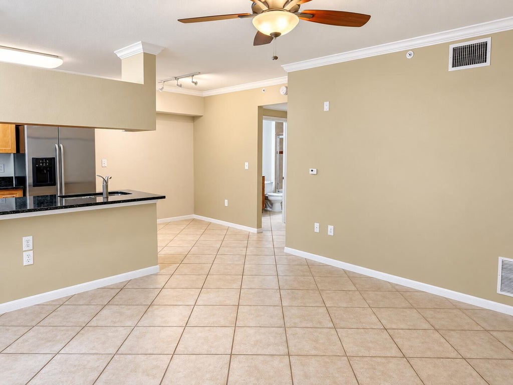 Photo of 6386 EMERALD DUNES Drive #106, West Palm Beach, FL 33411 (MLS # B26087074)