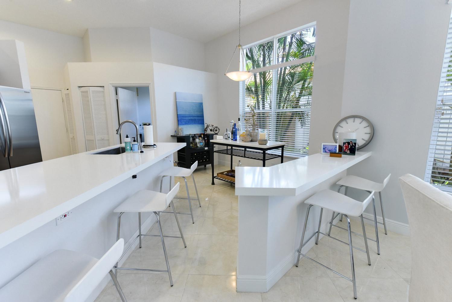 BANYANS - Residential Lease