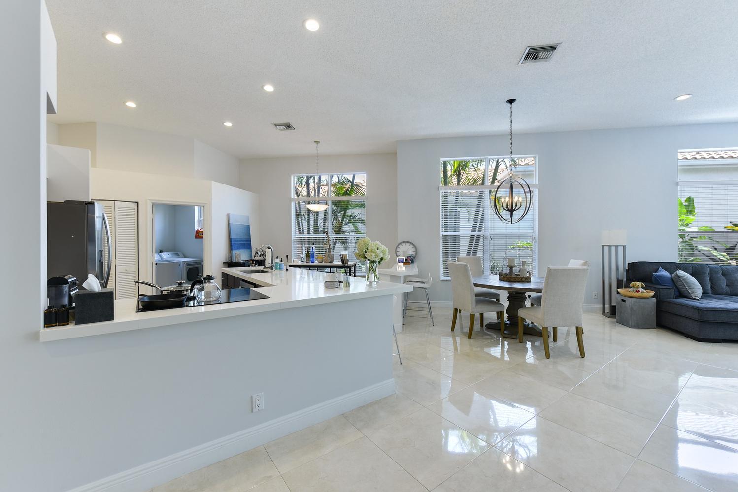 BANYANS - Residential Lease