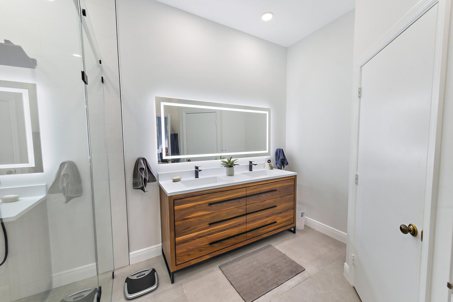 BANYANS - Residential Lease