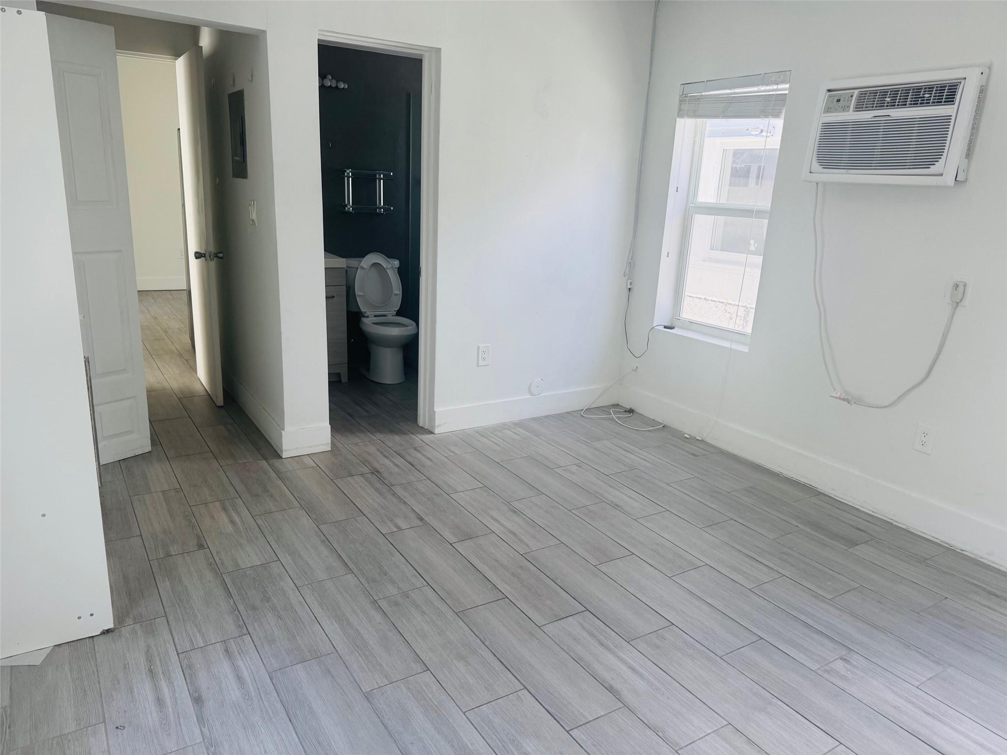 Altos Del Mar 03 - Residential Lease
