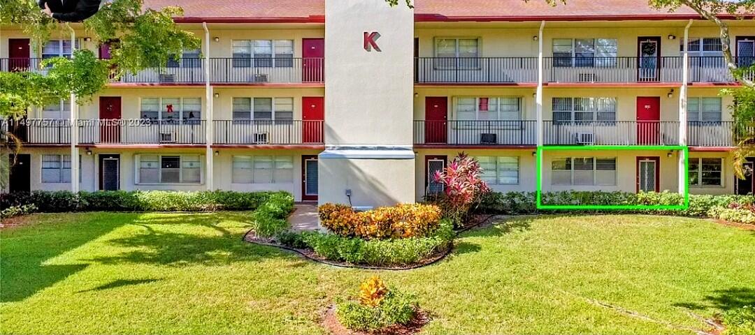 NEW HAMPTON AT CENTURY VILLAGE - Residential Lease