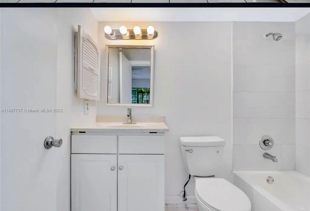 NEW HAMPTON AT CENTURY VILLAGE - Residential Lease